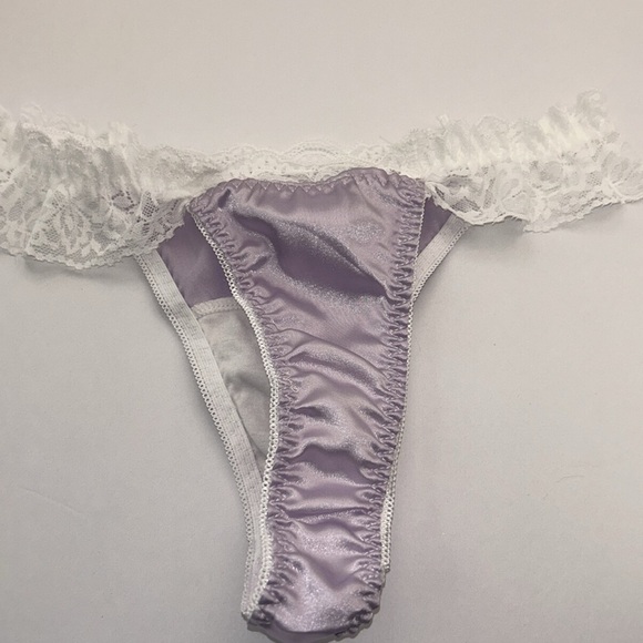 Coquette Girlie Lavender Silky‎ Satin Lace & Rosettes Feminine Thong Panties NWT - Picture 11 of 12